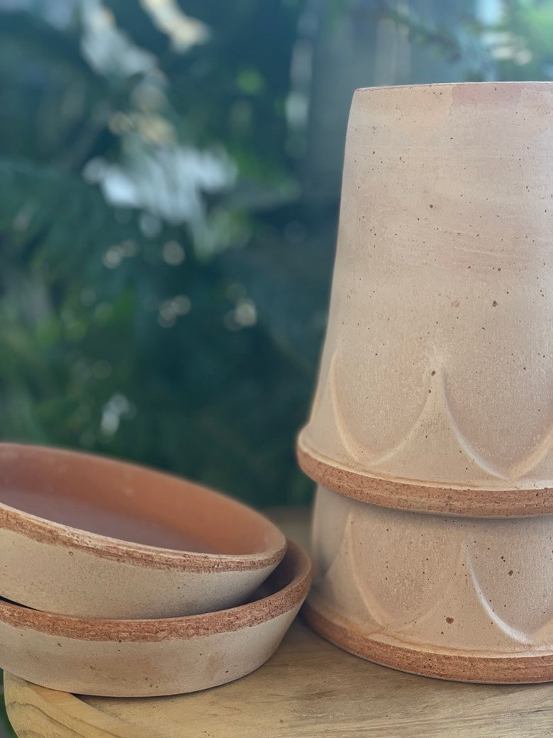 Bergs Elizabeth Pot w/ Saucer