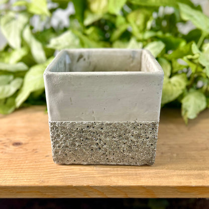 Earthly Stone Gradient Pots