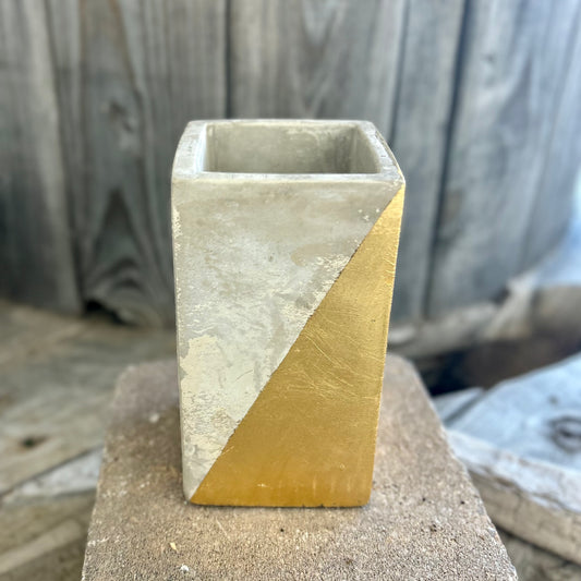 Diagonal Gold Tall Pot